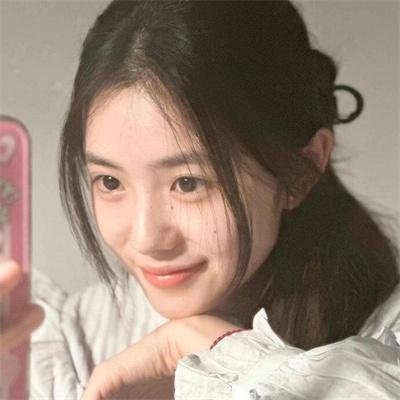 克莱尔的相机